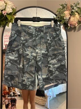 AFTCO Men’s Gray Camo Cargo Shorts